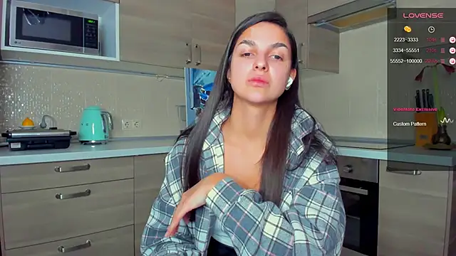 Snapshot of AngelGabe chatting on February 20, 2026, 4:29 pm AngelGabe online show from February 20, 2026, 4:29 pm