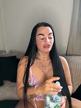 Darkfantisyx online show from March 12, 2026, 3:40 pm