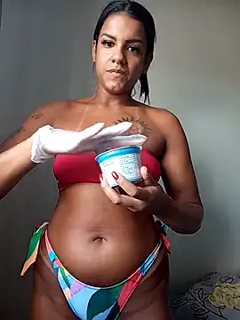 Snapshot of vallgata chatting on February 28, 2026, 4:52 pm vallgata online show from February 28, 2026, 4:52 pm