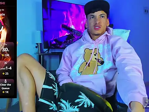 Lyam Russo online show from March 29, 2026, 6:13 am