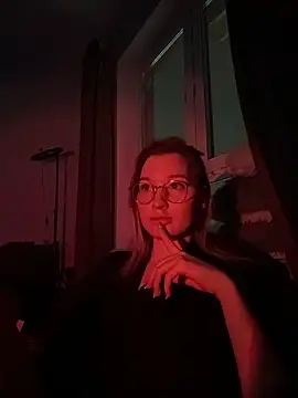 Snapshot of EmmaTurners chatting on February 20, 2026, 6:41 pm EmmaTurners online show from February 20, 2026, 6:41 pm