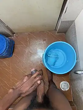 Snapshot of mrtomboy007 chatting on February 27, 2026, 2:06 pm mrtomboy007 online show from February 27, 2026, 2:06 pm