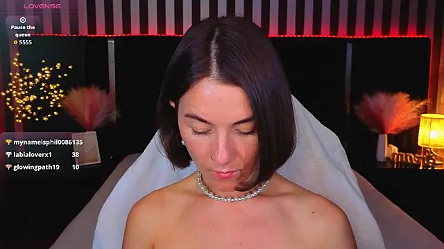 GracefulMichelle online show from May 27, 2026, 2:08 am