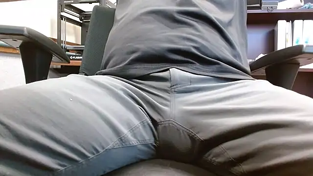 Snapshot of countryboy_10 chatting on February 26, 2026, 1:43 pm countryboy 10 online show from February 26, 2026, 1:43 pm