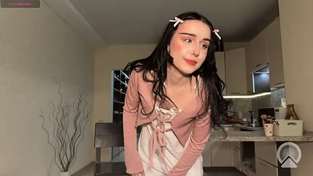 Snapshot of alicelanei chatting on April 3, 2026, 8:07 pm alicelanei online show from April 3, 2026, 8:07 pm