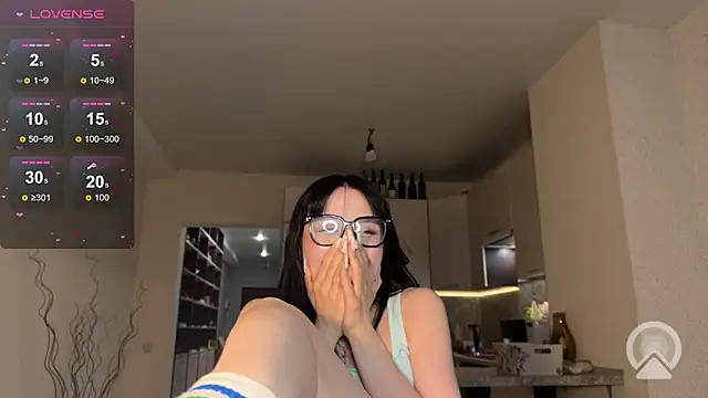 Snapshot of alicelanei chatting on April 15, 2026, 7:58 pm alicelanei online show from April 15, 2026, 7:58 pm