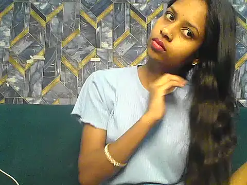 Rani1993 online show from March 23, 2026, 5:28 pm