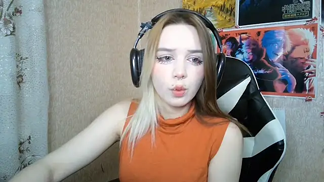 MilaTyan online show from April 9, 2026, 5:07 pm