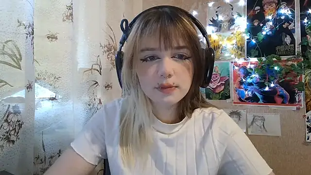 Snapshot of MilaTyan chatting on July 12, 2026, 3:03 pm MilaTyan online show from July 12, 2026, 3:03 pm