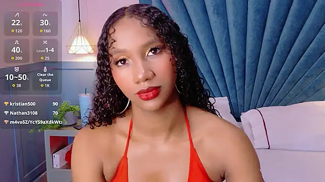 Snapshot of Chloe-Rose- chatting on May 28, 2026, 6:10 am Chloe-Rose- online show from May 28, 2026, 6:10 am