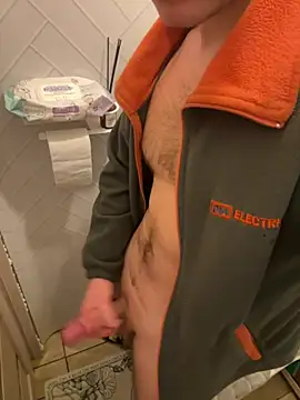 Snapshot of Kiruha88 chatting on February 23, 2026, 11:35 pm Kiruha88 online show from February 23, 2026, 11:35 pm