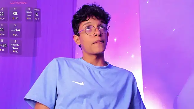 Maxfrost1 online show from March 13, 2026, 3:02 am