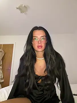 Amberbanxx online show from February 17, 2026, 7:09 pm