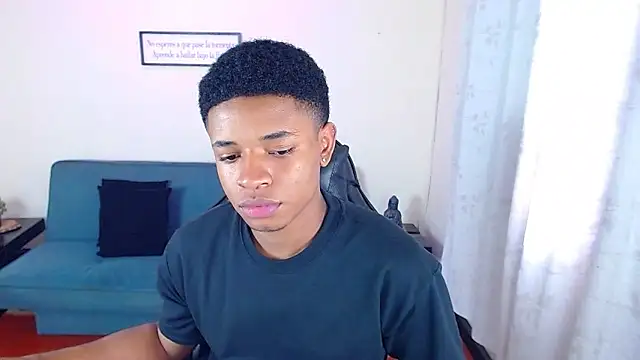 liiam3 online show from March 18, 2026, 9:40 pm