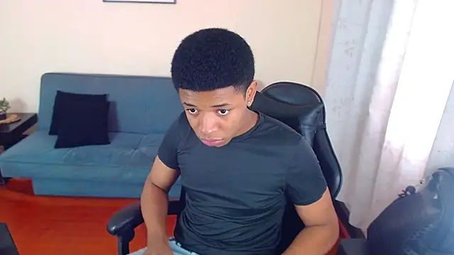 liiam3 online show from March 27, 2026, 9:03 pm