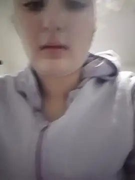 Snapshot of zoe_moon__ chatting on March 29, 2026, 11:54 am zoe moon online show from March 29, 2026, 11:54 am