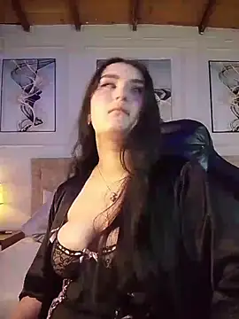 Snapshot of zoe_moon__ chatting on April 19, 2026, 12:26 pm zoe moon online show from April 19, 2026, 12:26 pm