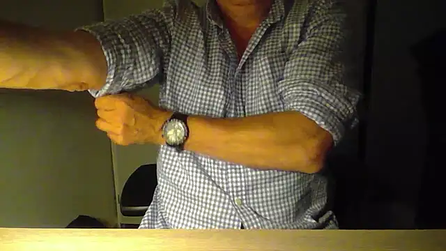 Snapshot of ViveLaFrance2026 chatting on June 25, 2026, 6:12 pm ViveLaFrance2026 online show from June 25, 2026, 6:12 pm