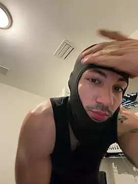 Alejandrosolerxxx online show from February 16, 2026, 11:45 pm