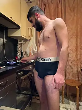 Femboyvcccc online show from February 18, 2026, 11:55 pm