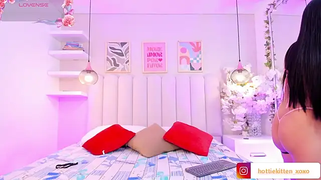 Snapshot of Mia_Bailey_ chatting on March 18, 2026, 3:09 am Mia Bailey online show from March 18, 2026, 3:09 am