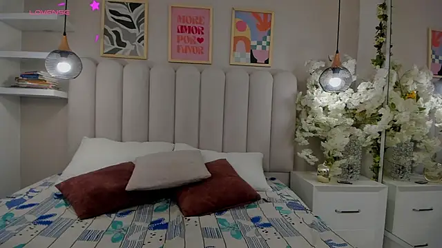 Snapshot of Mia_Bailey_ chatting on March 27, 2026, 3:01 am Mia Bailey online show from March 27, 2026, 3:01 am