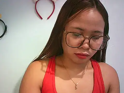 Snapshot of Creamy_Pussy21xx chatting on March 16, 2026, 10:14 pm Creamy Pussy21xx online show from March 16, 2026, 10:14 pm