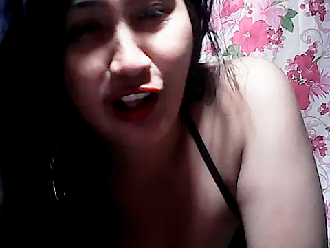 Snapshot of Sh1nbae22 chatting on February 23, 2026, 12:19 am Sh1nbae22 online show from February 23, 2026, 12:19 am