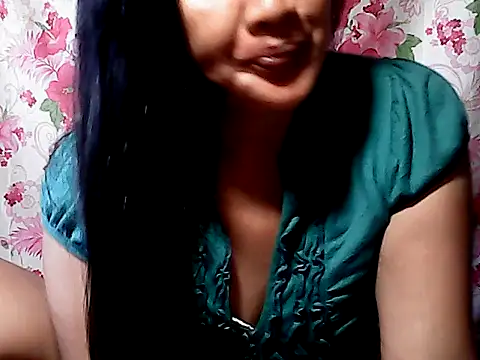 Snapshot of Sh1nbae22 chatting on February 27, 2026, 11:27 pm Sh1nbae22 online show from February 27, 2026, 11:27 pm