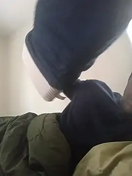 Snapshot of Gym4u2 chatting on February 18, 2026, 7:10 pm Gym4u2 online show from February 18, 2026, 7:10 pm