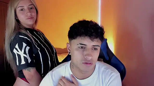 Jhon Sara online show from April 15, 2026, 11:49 pm