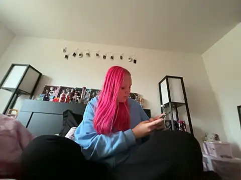 pinkhairfun16 online show from February 21, 2026, 11:06 pm