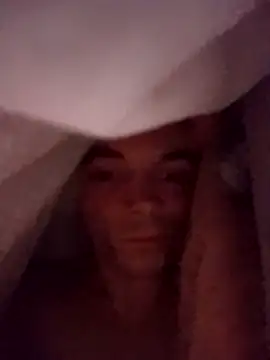 thom7246 online show from March 15, 2026, 9:32 pm