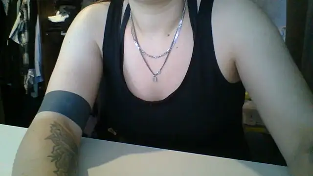 Geileboef28 online show from March 17, 2026, 6:17 am