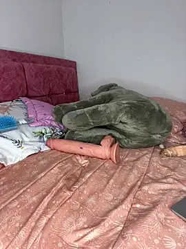 Sofia-squir online show from April 2, 2026, 7:17 am