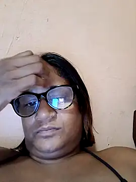 Snapshot of indianstrawberrylips4u chatting on March 4, 2026, 5:30 pm indianstrawberrylips4u online show from March 4, 2026, 5:30 pm