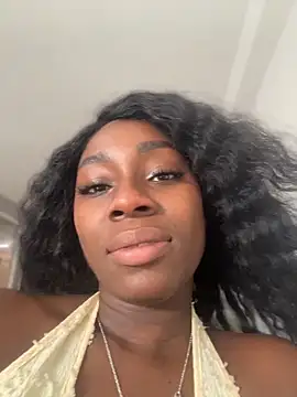 Snapshot of ZarahFerreira chatting on May 10, 2026, 5:40 pm ZarahFerreira online show from May 10, 2026, 5:40 pm