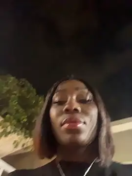 Snapshot of ZarahFerreira chatting on May 24, 2026, 1:21 am ZarahFerreira online show from May 24, 2026, 1:21 am