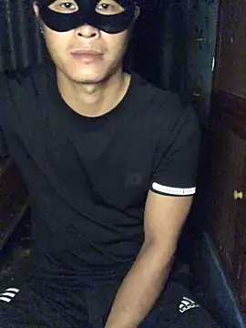  Men 2026 online show from April 5, 2026, 5:32 pm