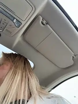 Snapshot of LisaMurr chatting on March 19, 2026, 10:08 am LisaMurr online show from March 19, 2026, 10:08 am