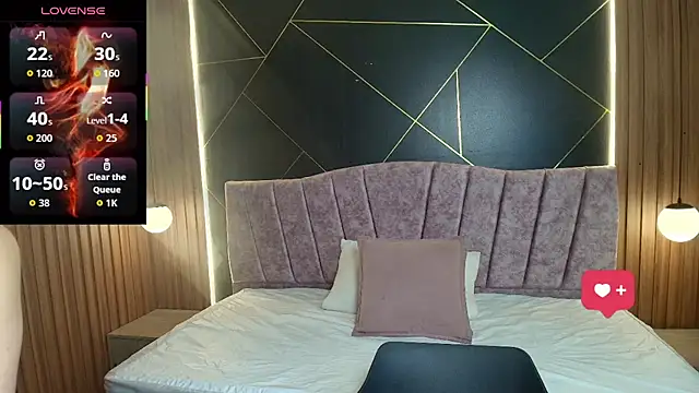 MoriahStorm online show from April 6, 2026, 1:12 pm