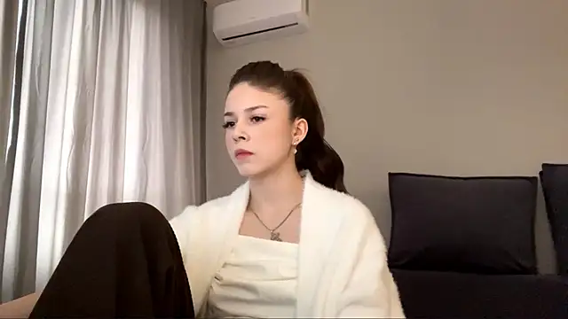 Snapshot of adelecloud chatting on February 20, 2026, 8:38 am adelecloud online show from February 20, 2026, 8:38 am