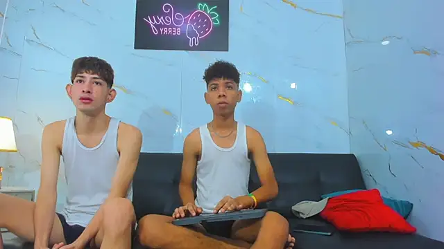 Spicy guys online show from March 29, 2026, 1:11 pm