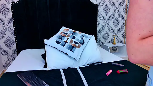 Danni Night online show from February 25, 2026, 3:16 am