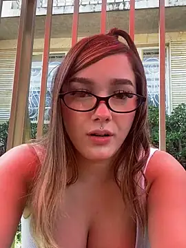 Snapshot of Lia_millerl chatting on February 28, 2026, 4:19 pm Lia millerl online show from February 28, 2026, 4:19 pm