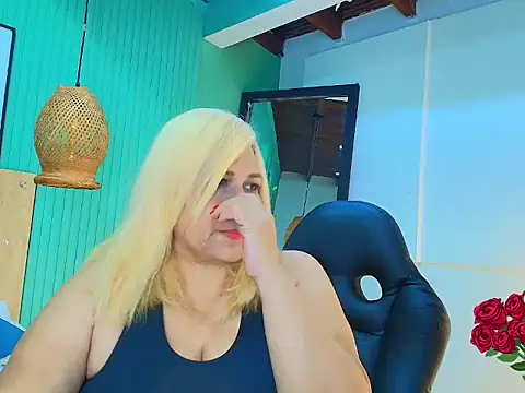 Snapshot of eva_colen50 chatting on February 23, 2026, 6:27 pm eva colen50 online show from February 23, 2026, 6:27 pm