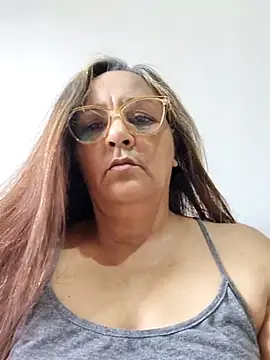 Noemipopi online show from April 5, 2026, 2:58 pm