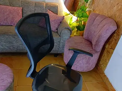 Snapshot of deva_big chatting on March 22, 2026, 1:31 am deva big online show from March 22, 2026, 1:31 am