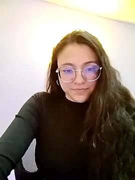 Angelie Rosebrm online show from March 10, 2026, 2:16 am