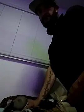 Snapshot of lovelost310 chatting on February 18, 2026, 10:22 am lovelost310 online show from February 18, 2026, 10:22 am